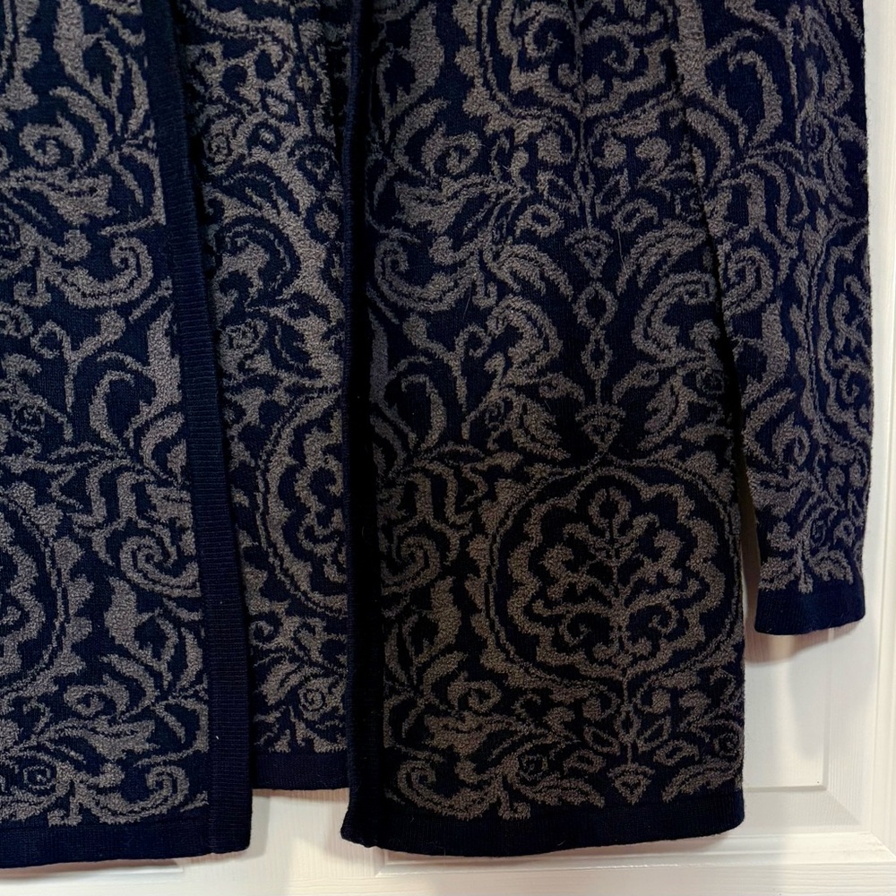 Talbots Cotton Cashmere Damask Print
Longline Cardigan (SZ: XS) - Picture 3 of 6